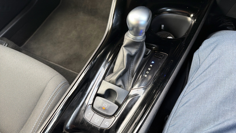 Toyota C-HR 1.8 Hybrid Design 5dr CVT Hybrid Hatchback